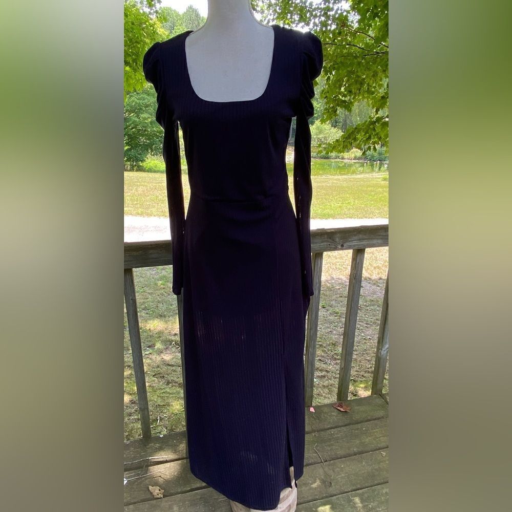 Prospect The Label Women's Sz Medium Navy Puff Sleeve Ribbed Dress